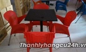 Thanh lý bàn ghế cafe nhựa đỏ