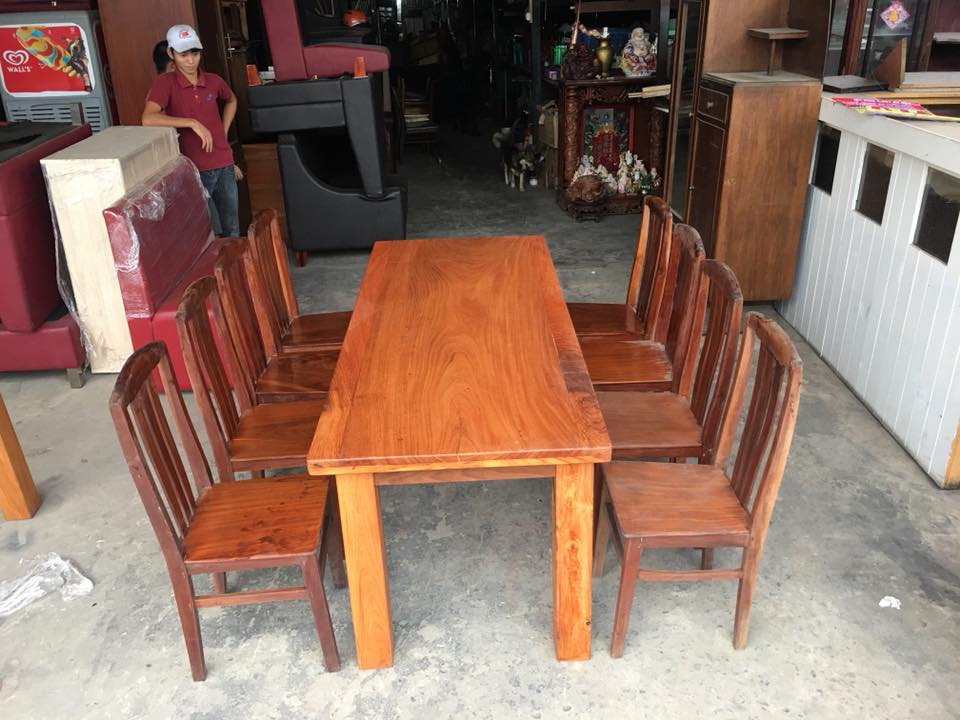 Bộ bàn ăn gỗ gõ đỏ 8 ghế giá rẻ