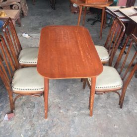 Bàn ghế gỗ cafe thanh lý - Bàn ghế gỗ cafe thanh lý